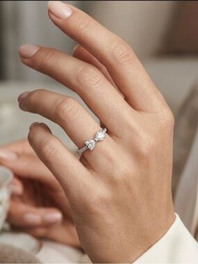 PANDORA SILVER BOW RING, STERLING SILVER SIZE: 60/ 9